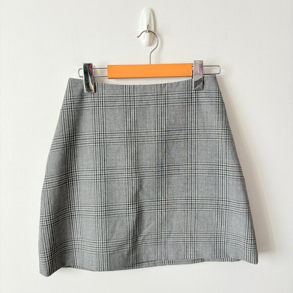 Aritzia Wilfred Renee A-line Mini Skirt Grey Plaid Houndstooth Size 2 - Picture 2 of 5